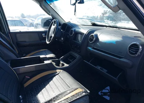 2003 Ford Expedition Xlt z USA, uszkodzony, nr VIN 1FMPU16W03LB14096